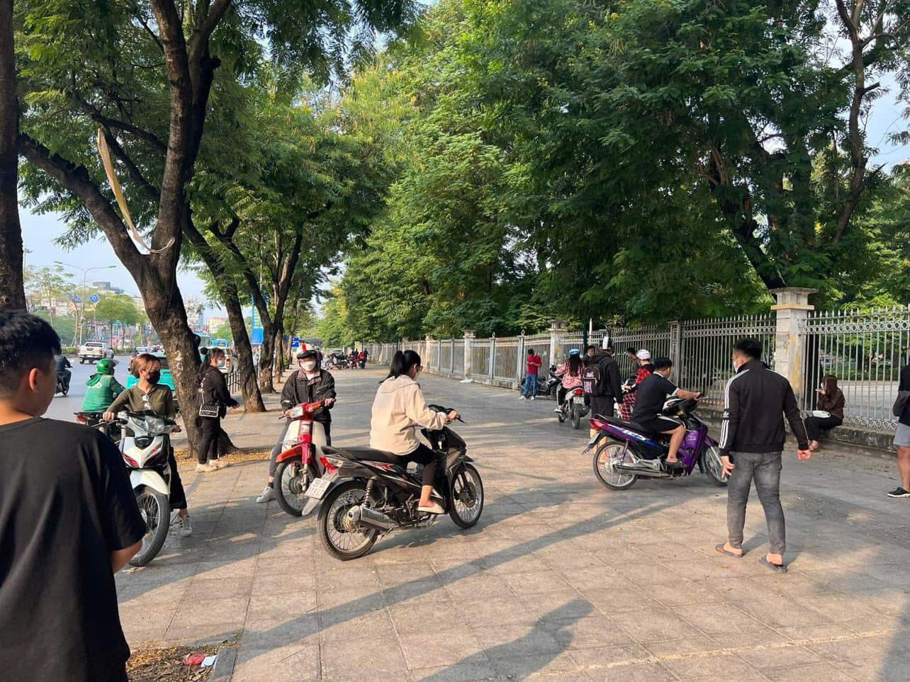 Đào tạo & Cấp bằng lái xe máy Hạng A1