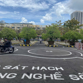 Thi bằng lái xe máy Hà Nội bao đậu – Kinh nghiệm thực tế
